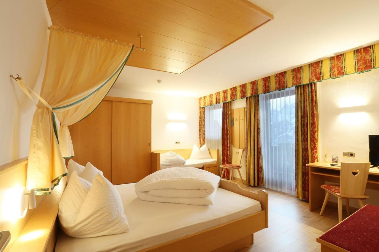Alpenhotel Ratsberg 1650M Dobbiaco Luaran gambar