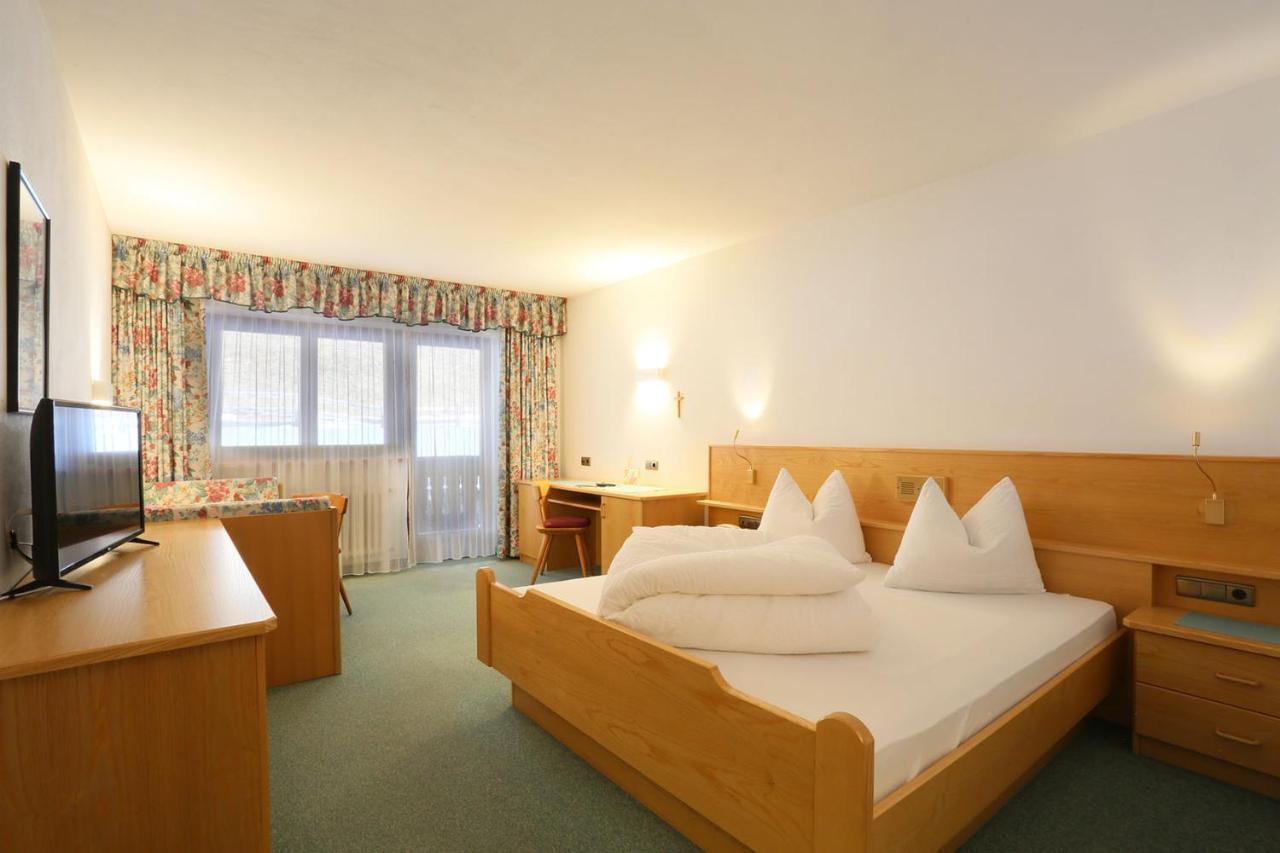 Alpenhotel Ratsberg 1650M Dobbiaco Luaran gambar