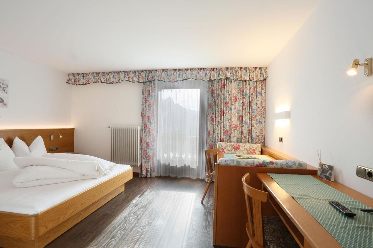 Alpenhotel Ratsberg 1650M Dobbiaco Luaran gambar