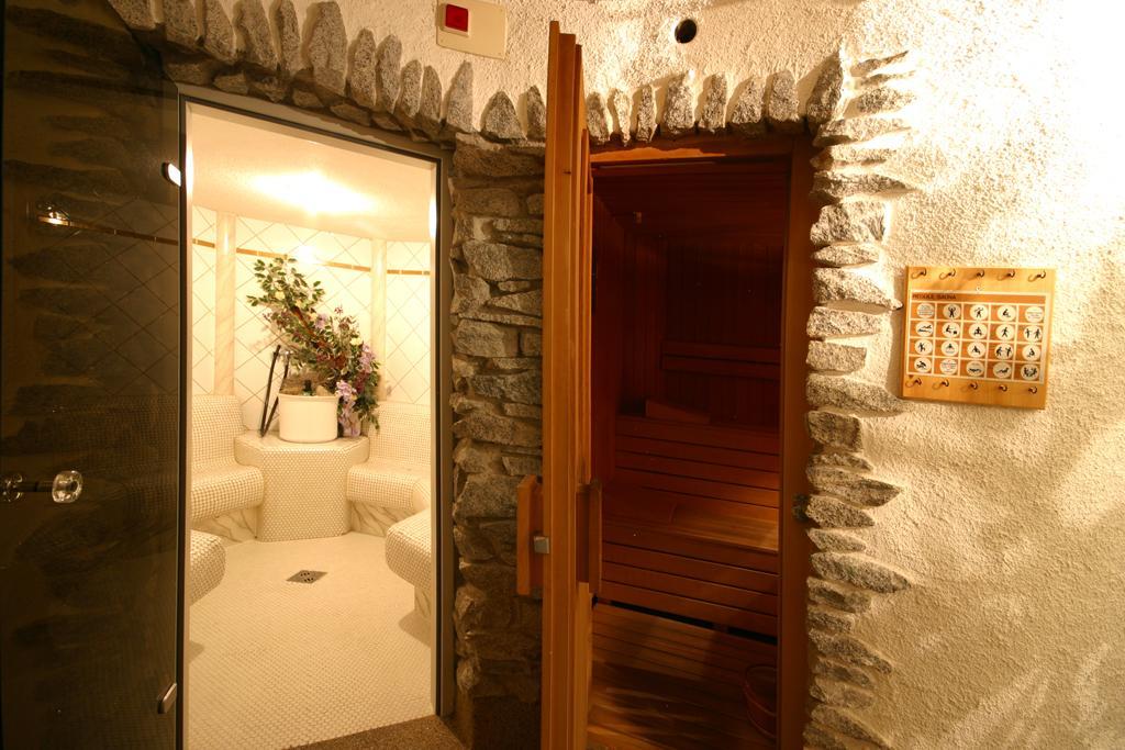 Alpenhotel Ratsberg 1650M Dobbiaco Luaran gambar